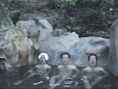 小谷温泉で朝湯です　気持ちがよい