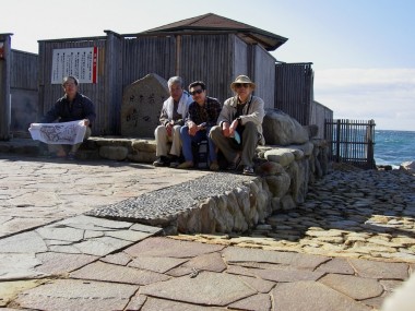 熊野古道散策の後、紀州半島を4人で温泉キャラバン