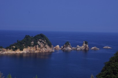 島根半島の北側を奇岩を見ながら流す