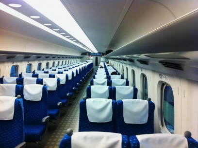 広島発の新幹線はガラ空き
