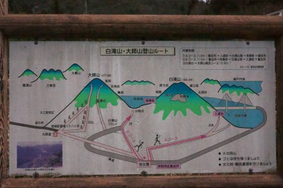 登山ルートの案内図