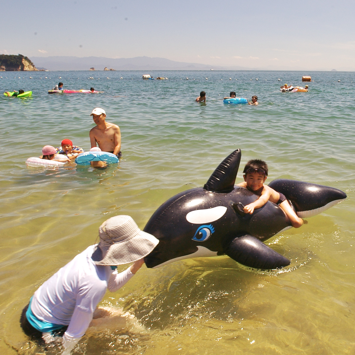 上蒲刈島の県民の浜（恋ヶ浜）へ海水浴 – AWL Action